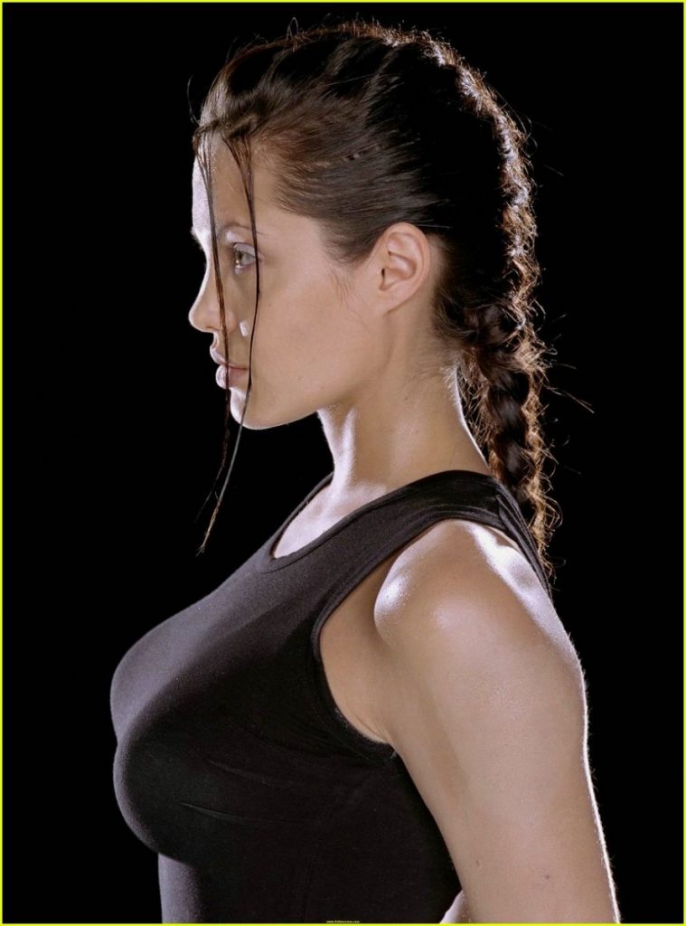 angelina-jolie-hot13