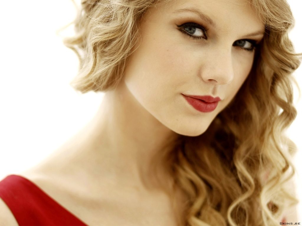 taylor-swift-stunning-pictures-4