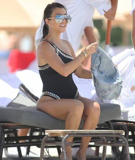 Hot Kourtney worked hard for sensual 5ft figure look