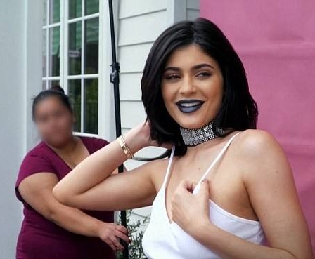 Kylie Jenner HD Wallpapers Download