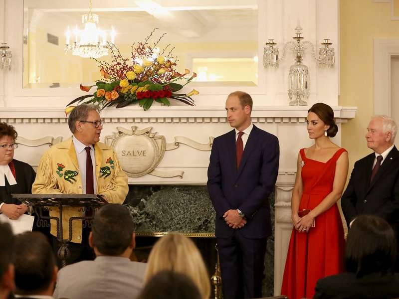 Princess Kate Stuns In Red Satin Dress At Reception