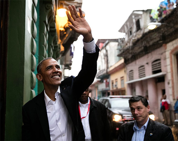 Obamas In Cuba 31