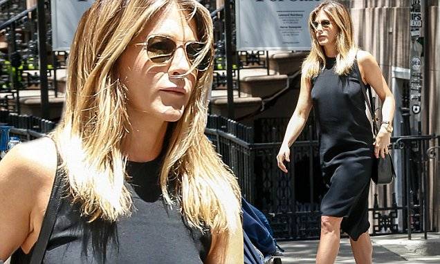 Jennifer Aniston Skips Wearing Bra New York