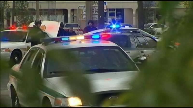 6 Wounded by Gunshots at Florida Apartment Building