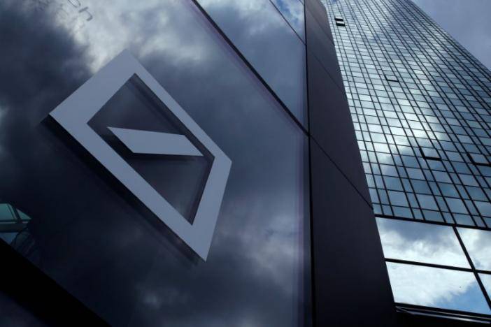 Deutsche Bank races against time to reach U.S. settlement