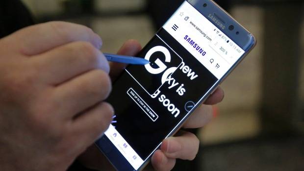 Samsung halts production of the Galaxy Note 7