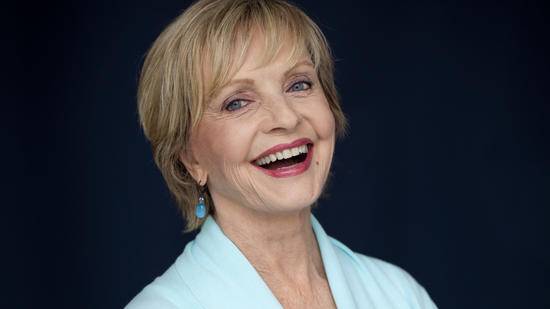 ‘Brady Bunch’ co-stars and many more in Hollywood react to the death of Florence Henderson