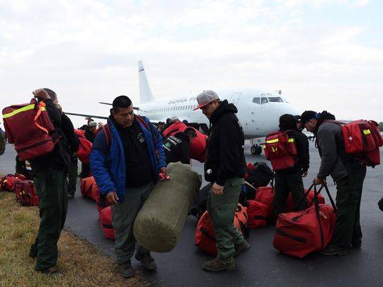 West Coast crews mobilize to battle Southeast fires