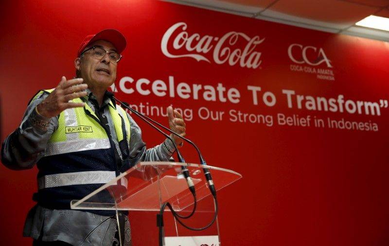 Coke CEO Muhtar Kent hands reins to Quincey in widely expected move