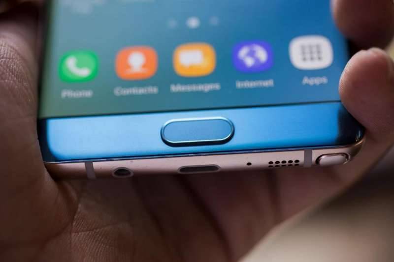 Samsung Might Have Made A Huge Mistake With The Galaxy S8