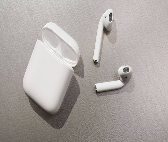 8 tips and tricks for Apple AirPods