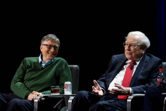 Buffett, Gates have hope for America after Trump ascension