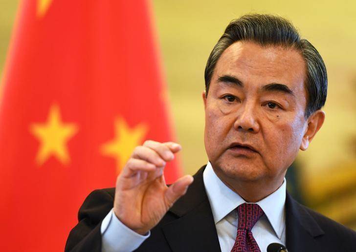 China foreign minister says wants to manage disputes with U.S.