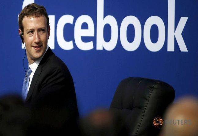 Facebook CEO, facing wave of criticism, stops attempt to force Hawaii land sale