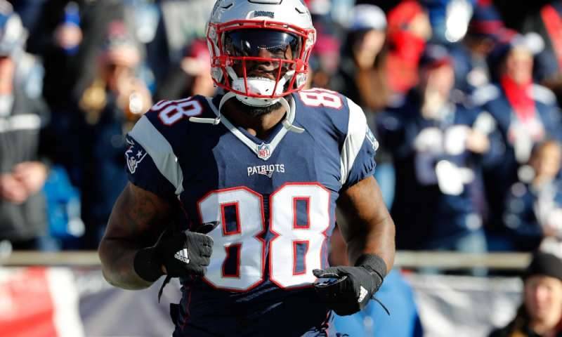 Patriots Martellus Bennett sounds off on Steelers, Antonio Brown