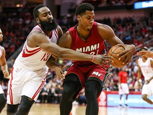 Hassan Whiteside gives Heat big lift in win against Rockets