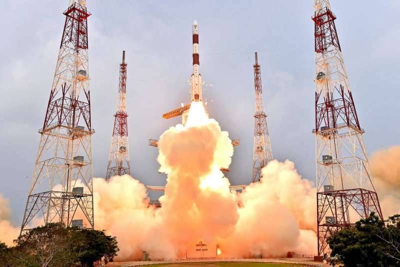 India launches record 104 satellites at one go