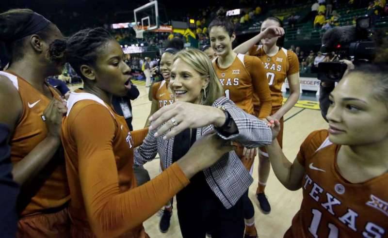 No. 13 Texas women hold on for rare win at No. 2 Baylor