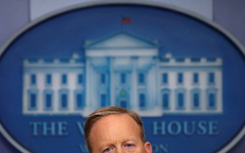 Sean Spicer Makes Up Atlanta Islamist Attack