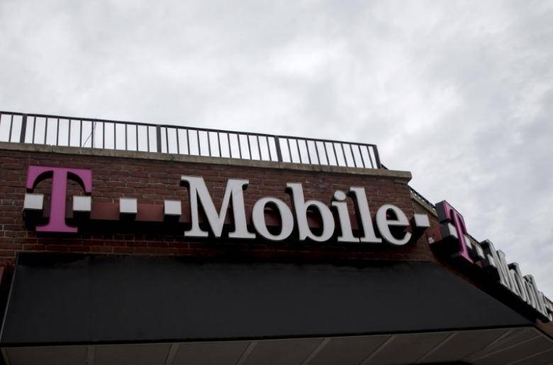 T-Mobile U.S. quarterly revenue, profit beat estimates