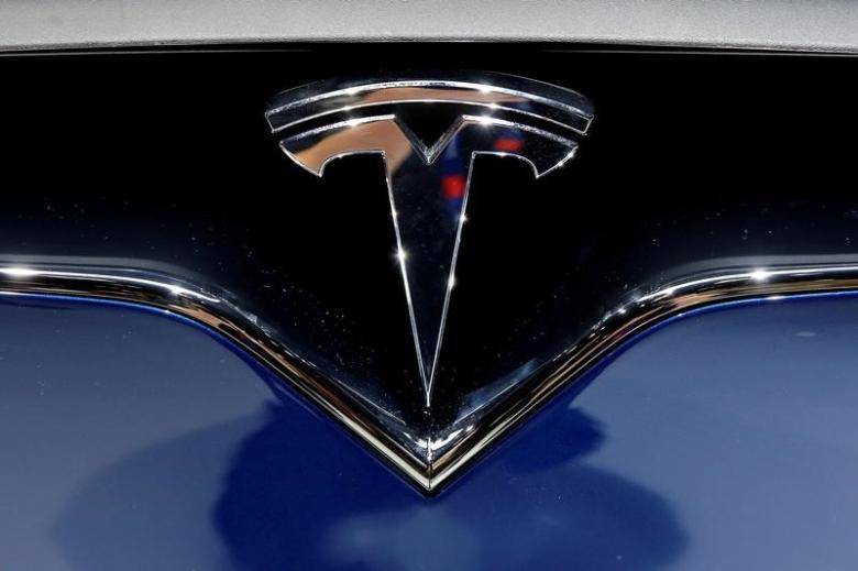 Tesla Plunges Another 5 Percent On Fears Of Model 3 Delays