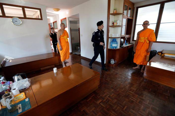 Thai police find only medical kit in search for fugitive monk