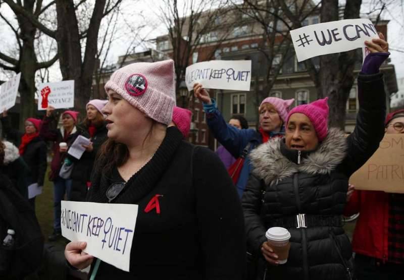 American women go on strike to highlight their clout