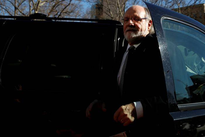 Corzine points to PwC role ahead of MF Global collapse