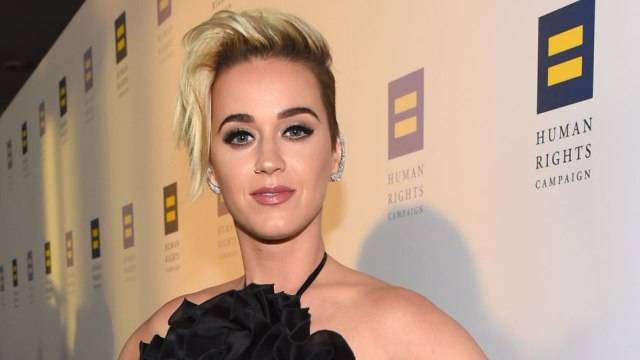 Katy Perry Pays Tribute To Fan Who Died In Car Accident