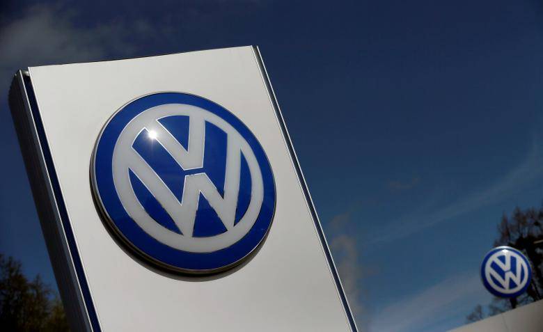 Volkswagen set to plead guilty on Friday in emissions case