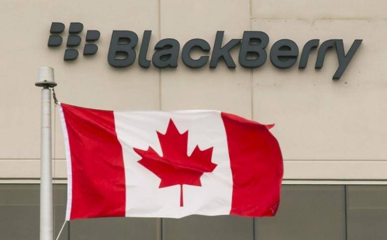 BlackBerry profit beats expectations on software push