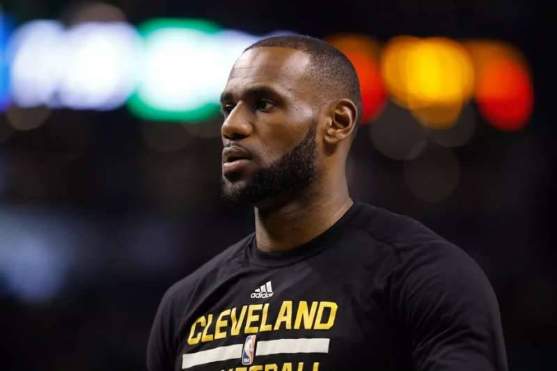 LeBron James will open a public school in Akron for students at risk of being left behind