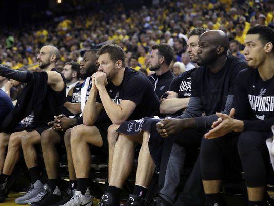 Warriors, Spurs will try to use break to rest and heal again