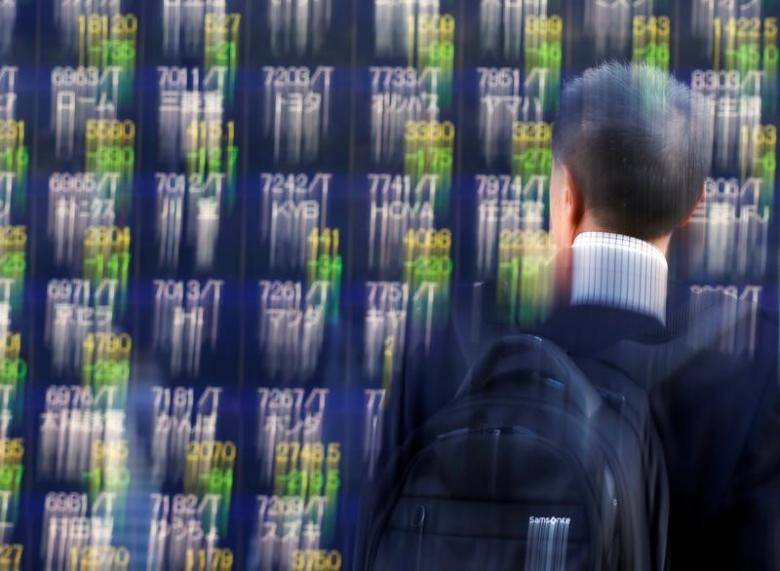 Asia stocks shake off Wall St. blues, sterling steady pre-Brexit talks