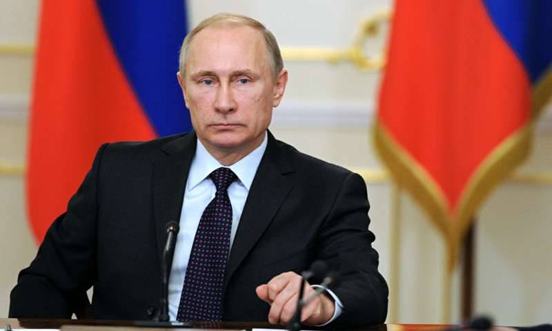 Putin leaves Russians guessing on economic reform plan