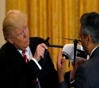 Trump meets wireless, drone executives on new technologies