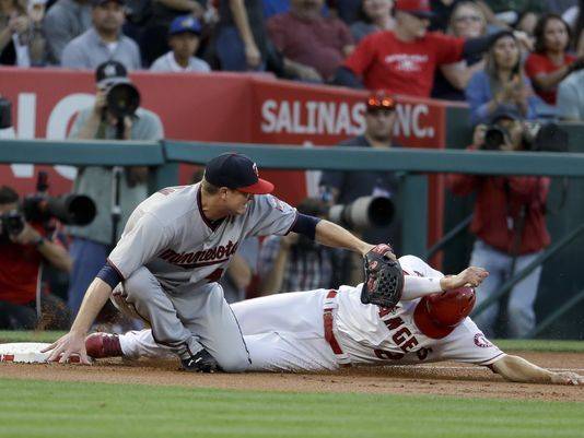 Twins hit trio of 2-run homers to beat Angels 11-5