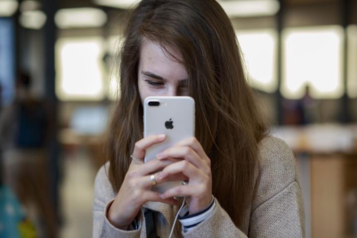 Apple Is Reportedly Testing 3D Facial Scans to Unlock iPhones