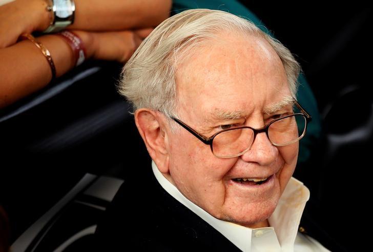 Berkshire Hathaway Energy to buy Oncor