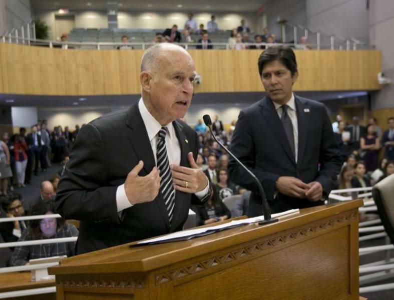 California Legislature passes cap-and-trade deal