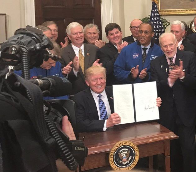 President Trump signs his executive order to reactivate the National Space Council