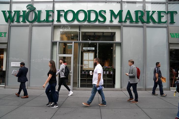 U.S. lawmaker calls for hearing on Amazon’s Whole Foods deal