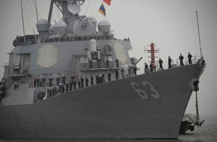 U.S. warship sails near disputed island in South China Sea