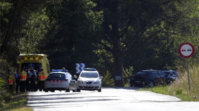 Barcelona attack, Van driver shot dead by police