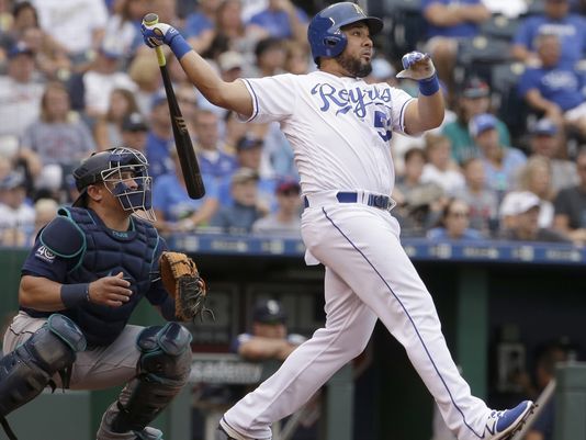 Junis, Royals beat Mariners 9-1 for doubleheader split