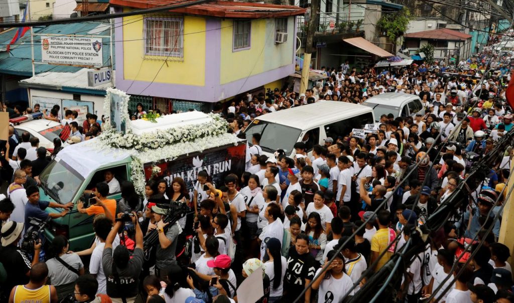 More than a thousand join funeral procession for slain Philippine teenager