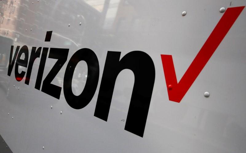 Verizon launches cheaper unlimited plan to compete with rivals