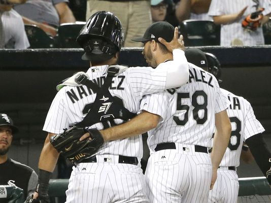 Anderson, Gonzalez lead White Sox to 7-1 rout of Astros