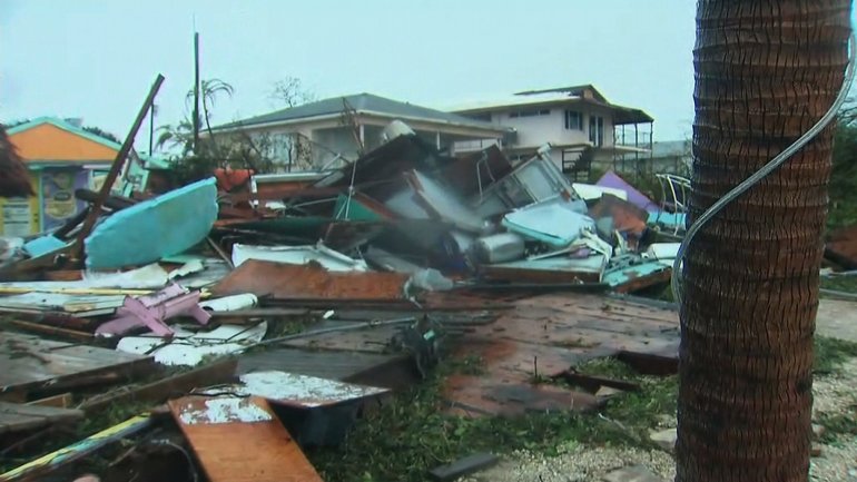 Anxious residents begin returning to battered Florida Keys