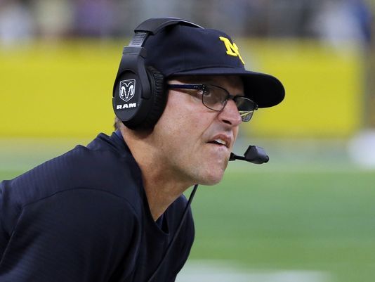 Harbaugh, Meyer say Big Ten needs locker room reform